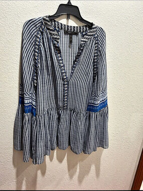 BCBGMAXAZRIA Striped Mini Dress in Blue & White